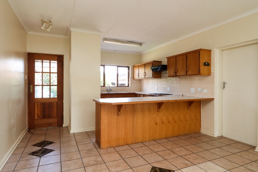 3 Bedroom Property for Sale in Flamwood North West